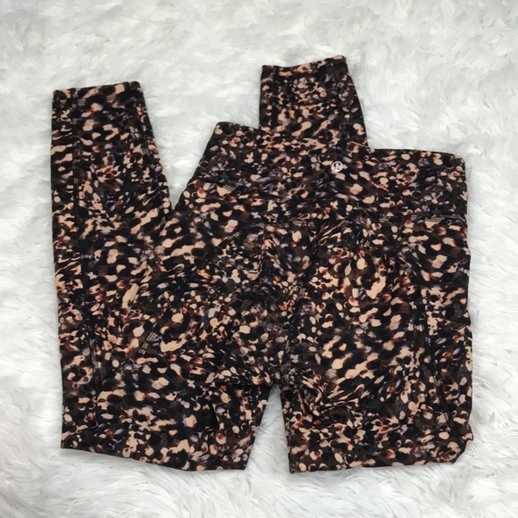 NWT Lululemon Invigorate HR Tight Motion Flux Multi - Picture 5 of 5